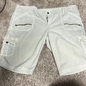 Women’s American Eagle Outfitter Shorts